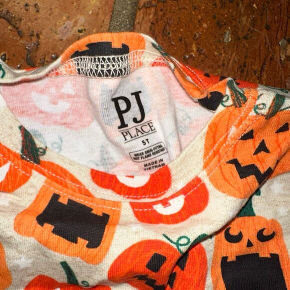 jack-o’-lantern halloween Fall Pajamas - Picture 4 of 8